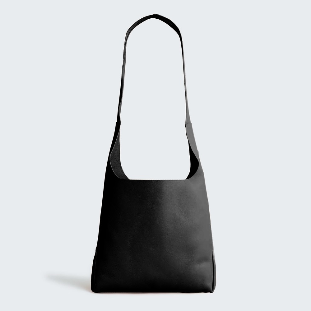 NWT Jcrew Lisbon soft shoulder bag in leather